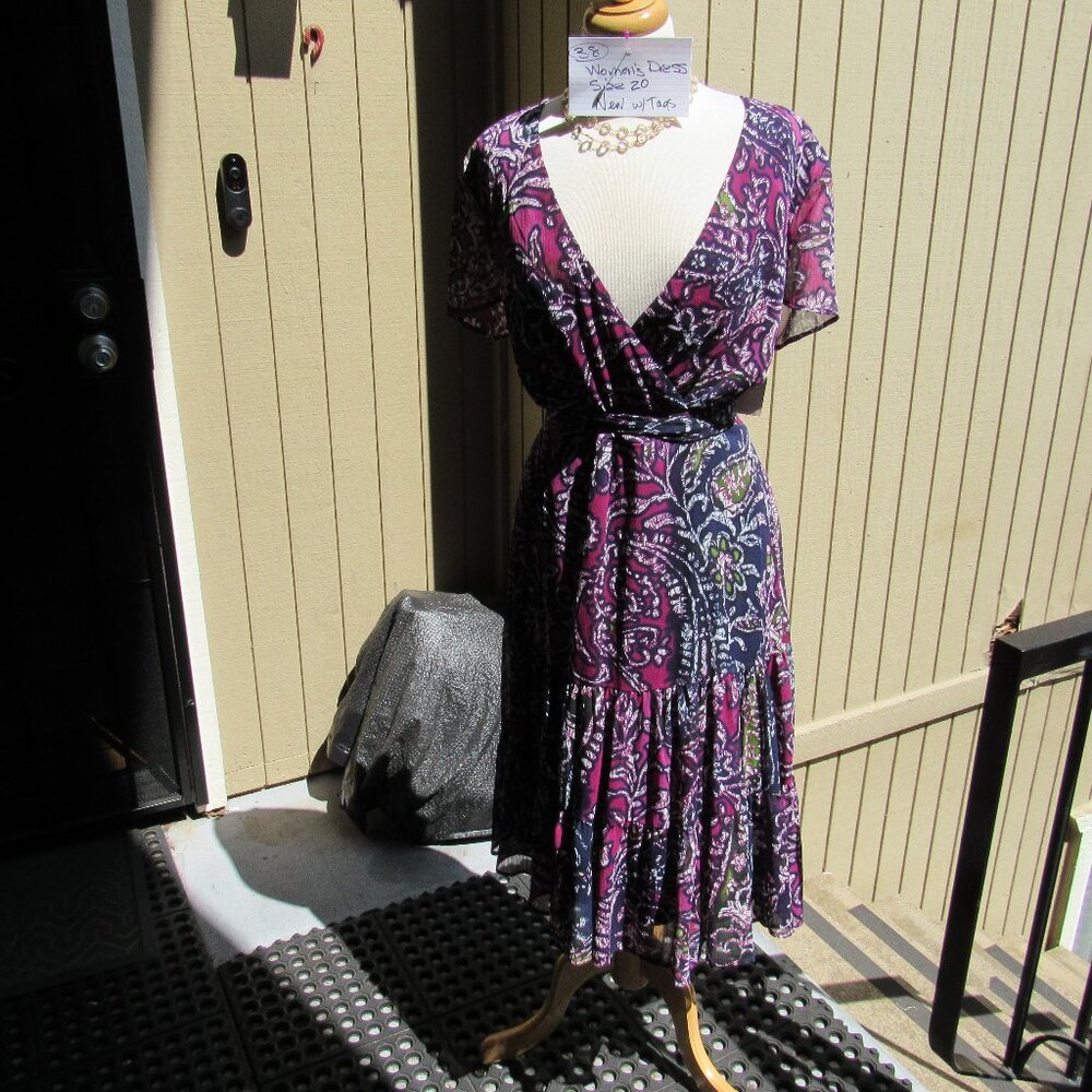#38  NEW WOMEN'S BURGUNDY PRINT DRESS BY COLDWATER CREEK  (SIZE 18-20)
